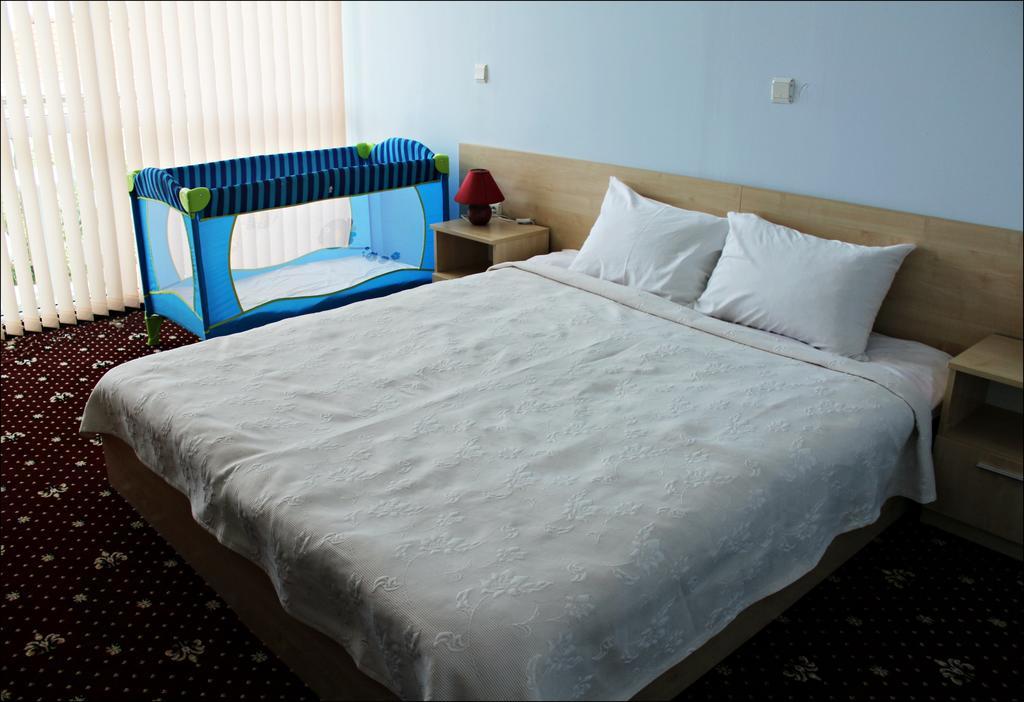 Hotel Paradise Golden Sands Bilik gambar